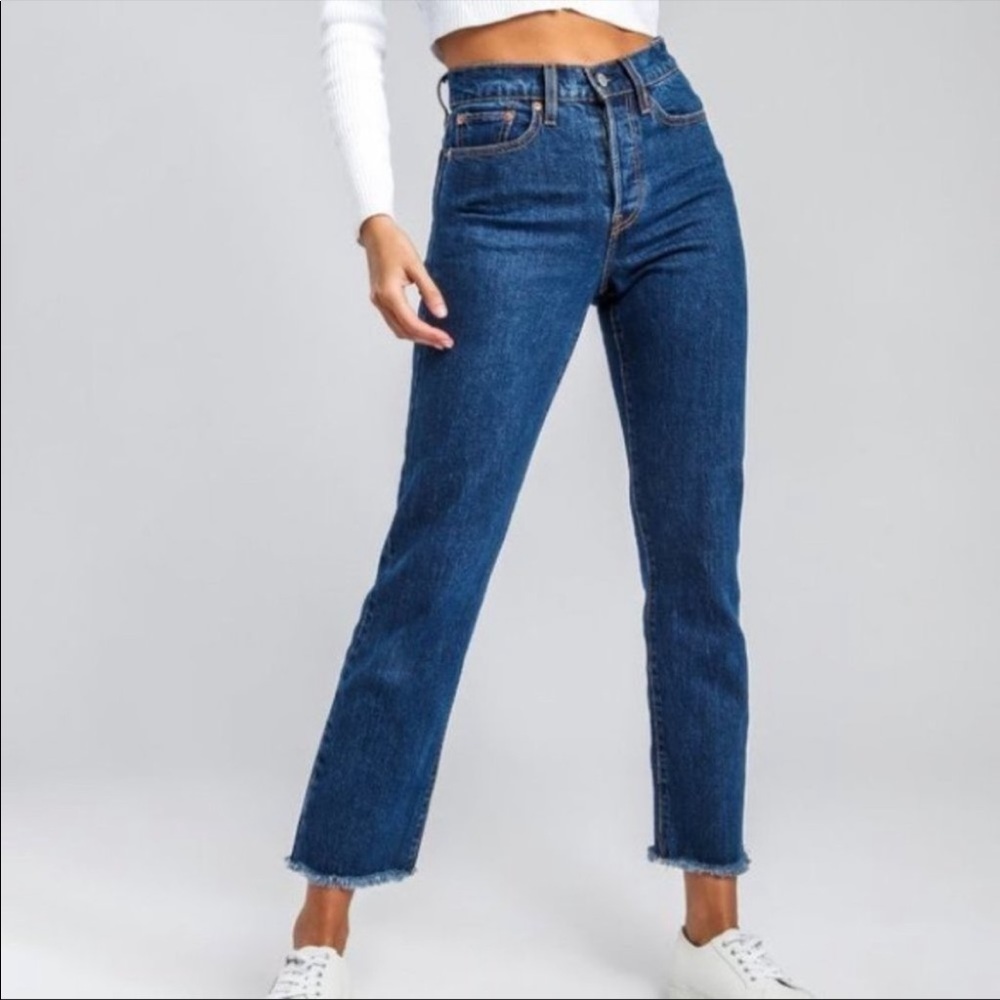 Levi’s Wedgie Straight Jeans